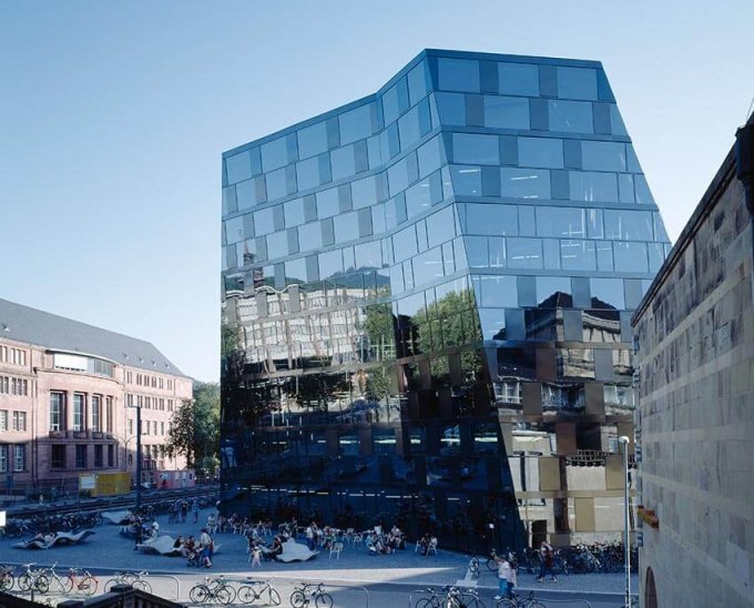 Universitätsbibliothek Freiburg